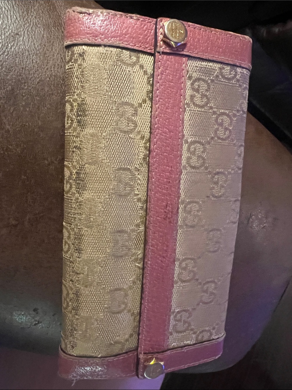 Gucci Beige Monogram Wallet with Pink Trim and Accents - Picture 2 of 7